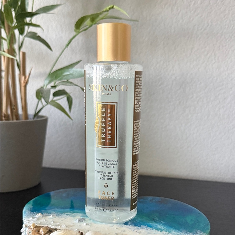 SKIN & CO Roma Truffle Therapy Face Toner